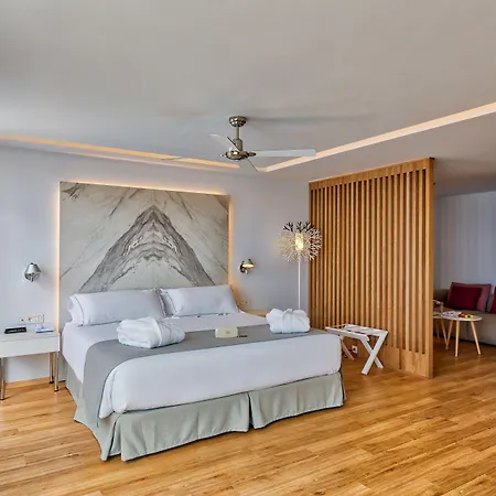 Hotel Talayot - Adults Only