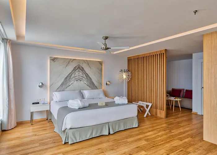 Hotel Talayot - Adults Only